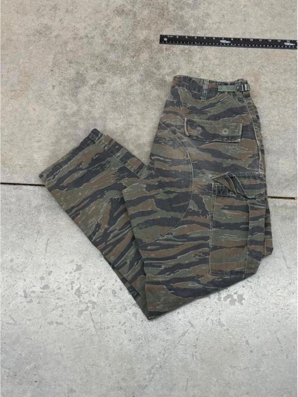 vintage tiger camo relaxed baggy fit military cargo pants size 34 x 30